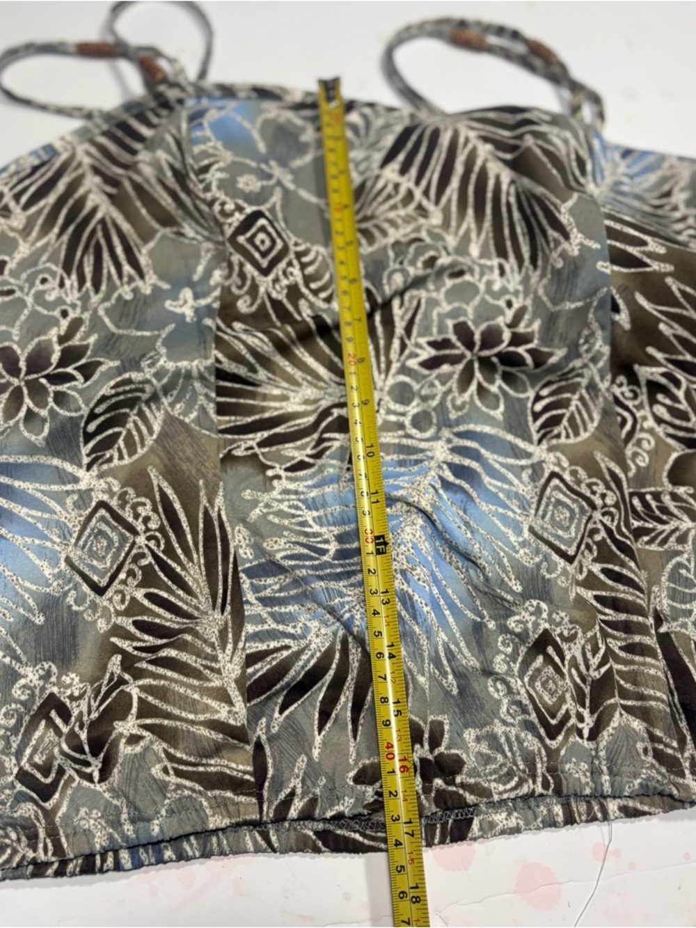 Lane Bryant tankini swim top with a distinct grey white tropical leaf pattern - Picture 8 of 8